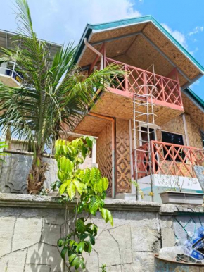 Flores Garden Resort Hostel